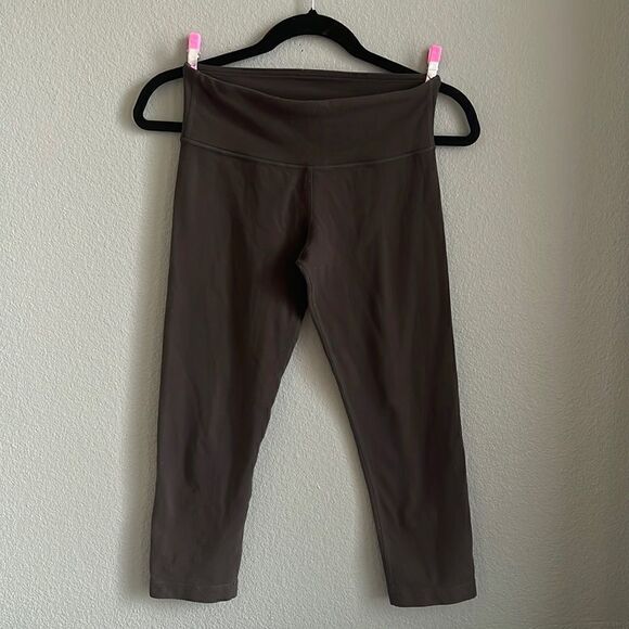 Lululemon Wunder Under Leggings  - Picture 1 of 2